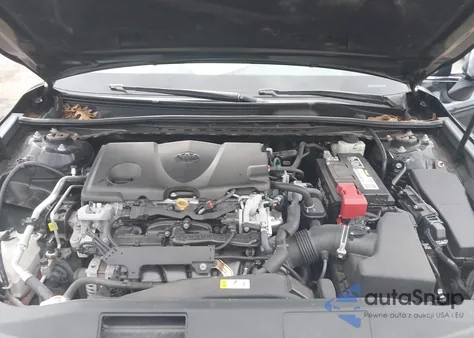 2018 Toyota Camry Xle z USA, uszkodzony, nr VIN 4T1B11HK3JU069451